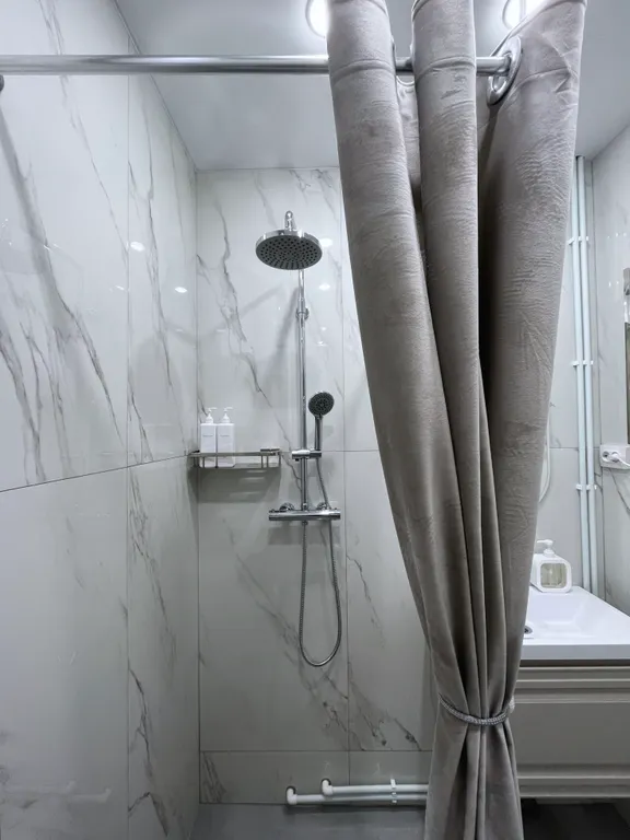 Дизайнерские апартаменты на Степана Повха