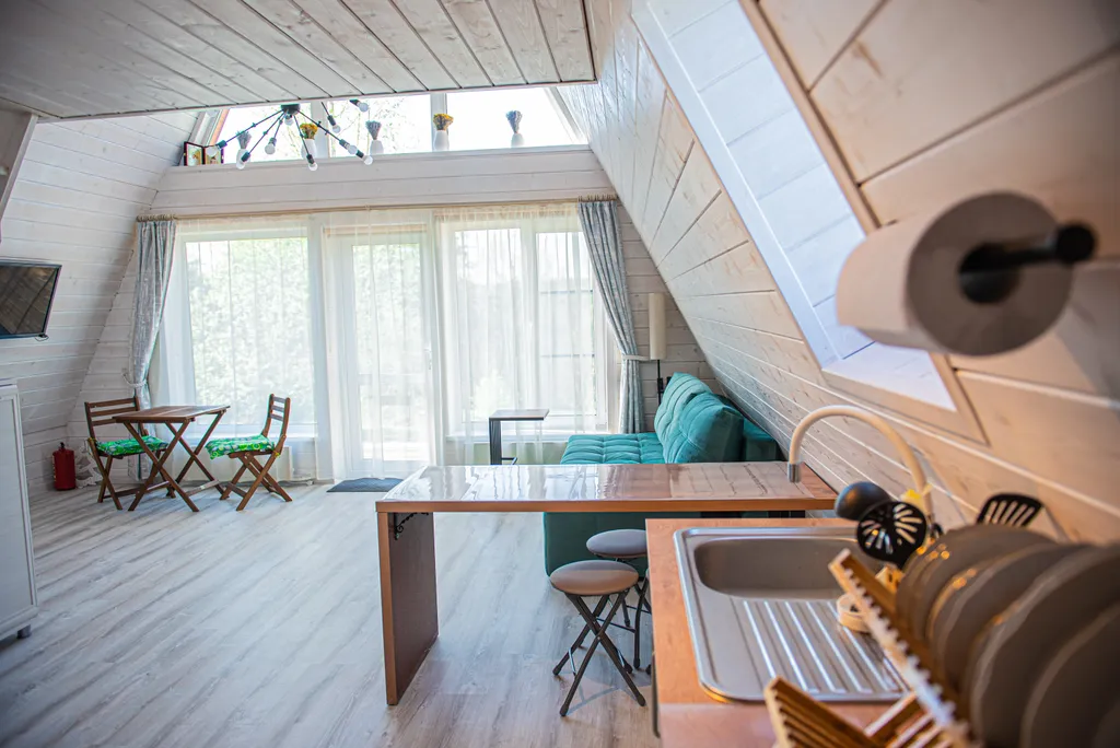 Коттедж Дом для отдыха всей семьей — Луга