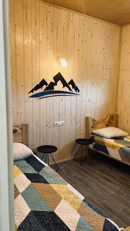 Вилла на берегу реки