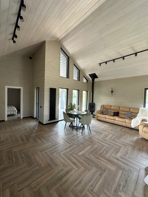 Дом между Брестом и Беловежской пущей