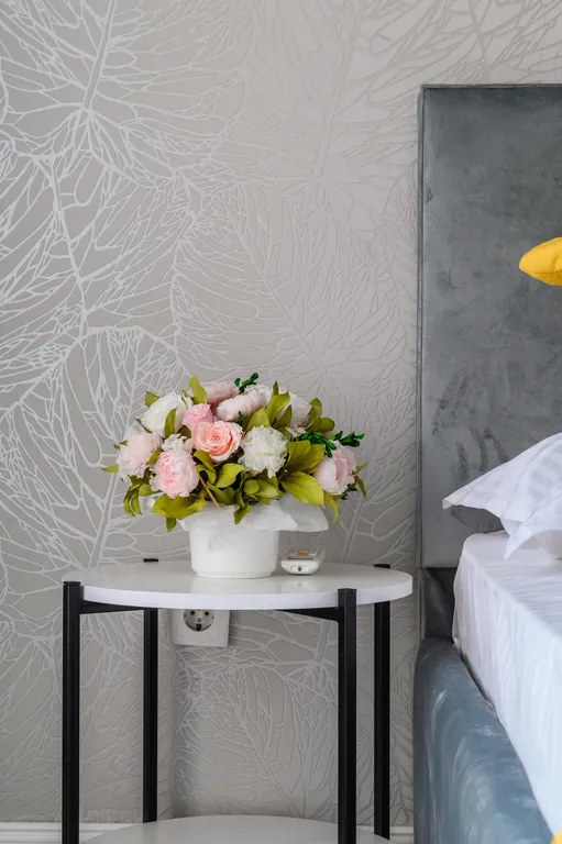 Трехкомнатная квартира с видом на горы в центре города