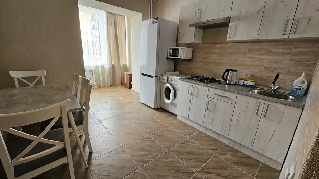 Просторная квартира в новом доме с новой мебелью