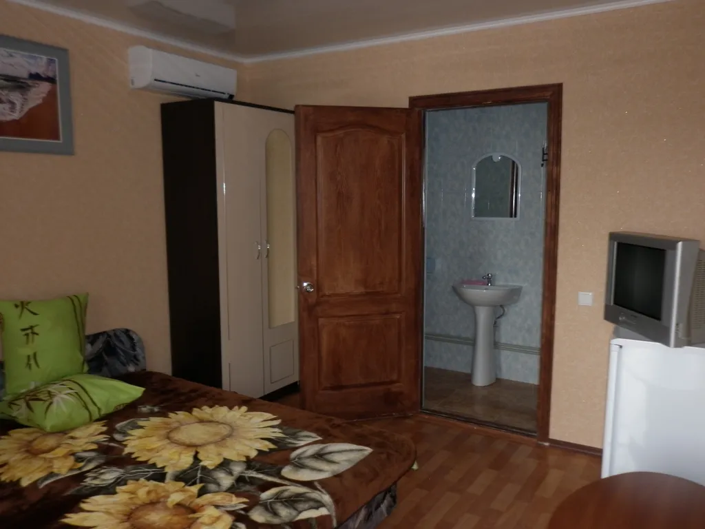 Квартира Комната стандарт — аренда посуточно в Коктебель