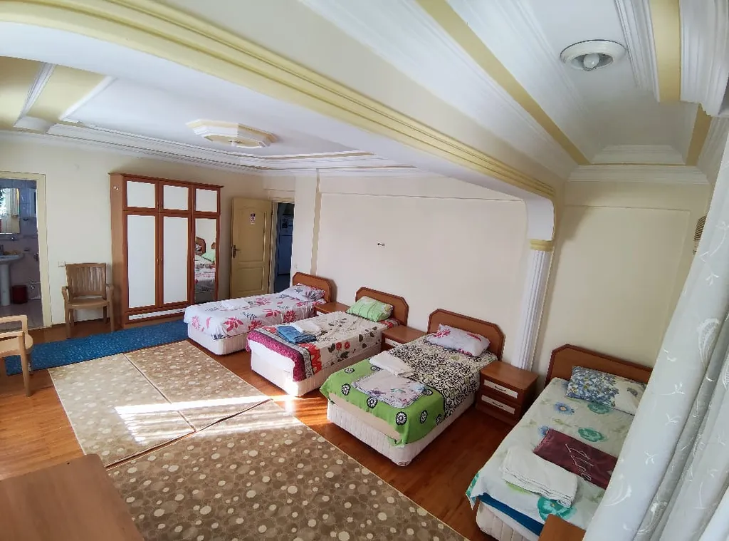 Апартаменты с кухней и ванной в номере в Бельдиби