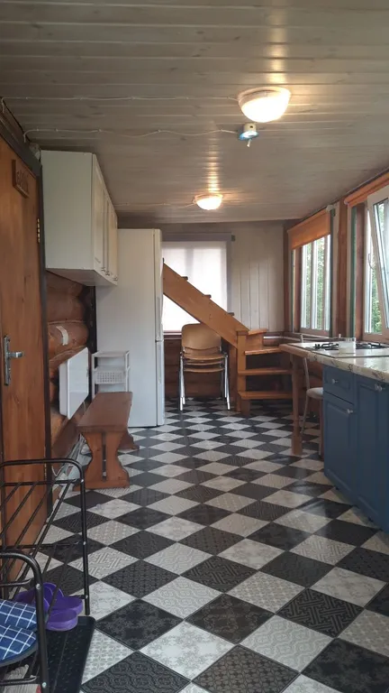 Дом-баня у озера