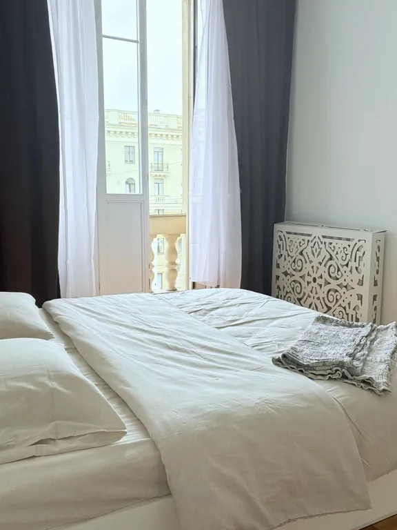 Квартира Двухкомнатный апартамент с видом на «Ворота Минска» — Минск