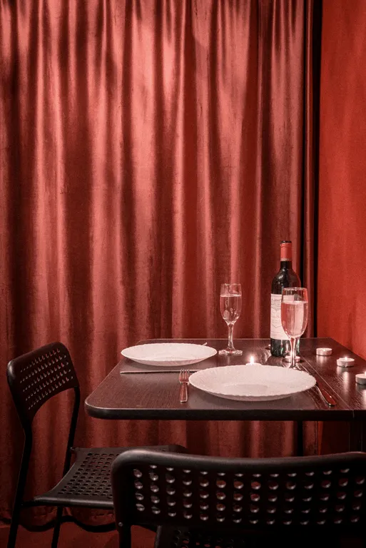 18+ Красная комната апартаменты для романтических свиданий