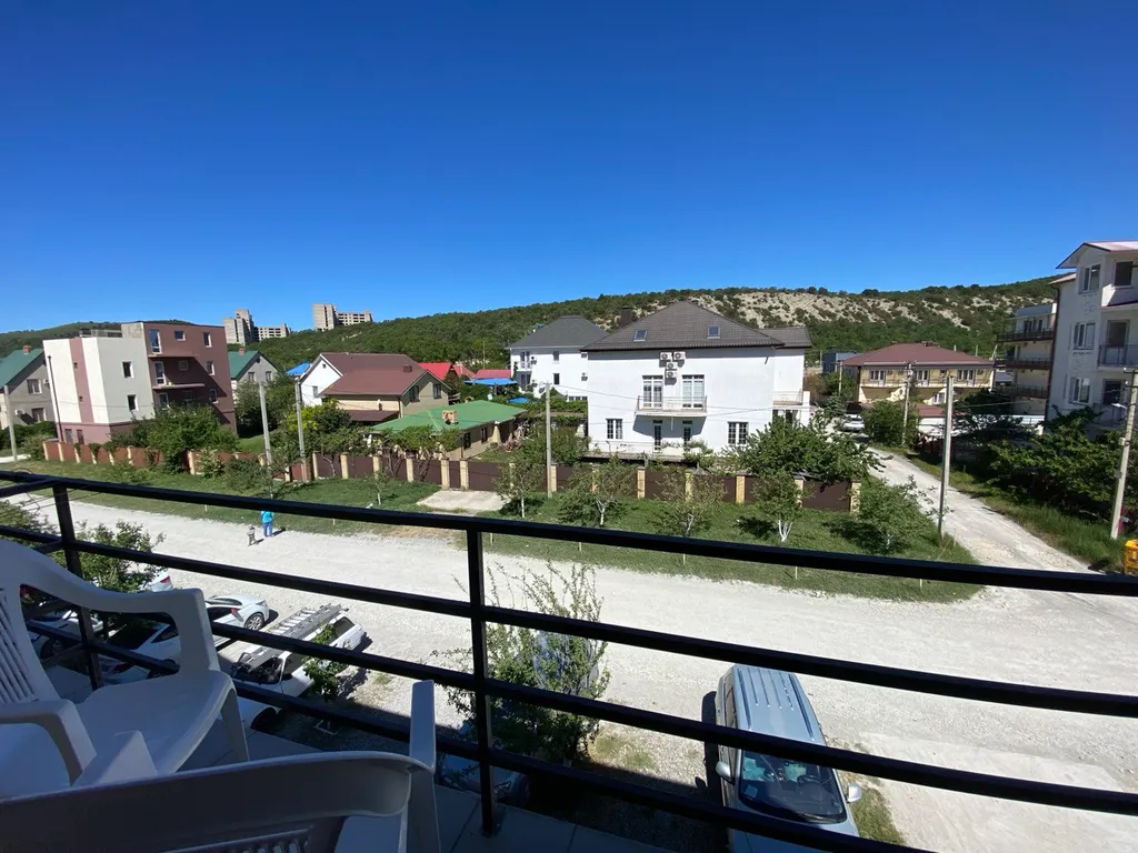 Квартира-студия с видом на горы