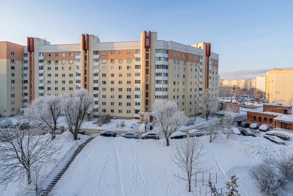 Апартаменты Ladgorna четырехкомнатные возле ТЦ Галерея