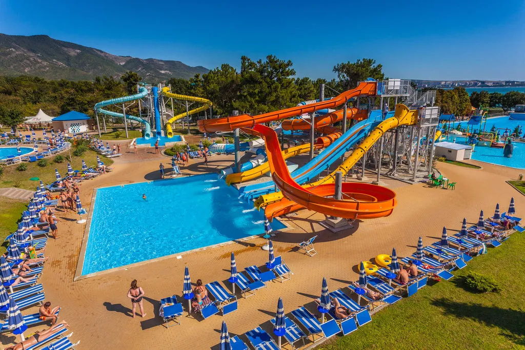 Квартира Aпaртаменты панорама & геленджик i family royal suite 2+2+2 гостя — Геленджик