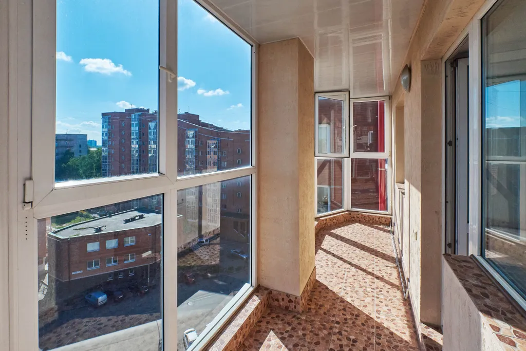 Просторная студия у площади Ново-Соборной