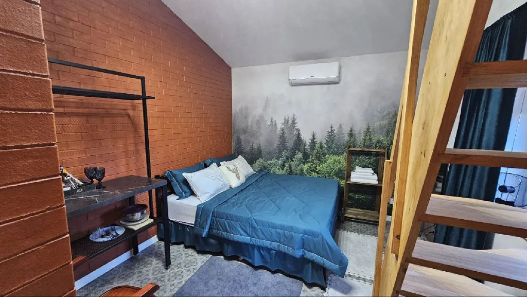 Двухуровневый домик в центре