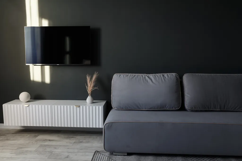 Стильная студия с дизайнерским ремонтом