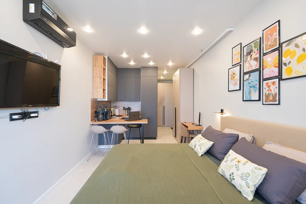 Дизайнерская студия ls-in the moment с видом на море с 11 этажа