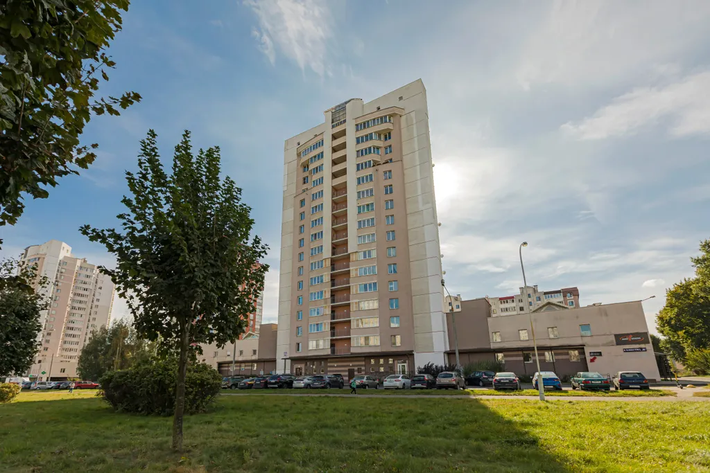 Чистая и уютная квартира у лошицкого парка