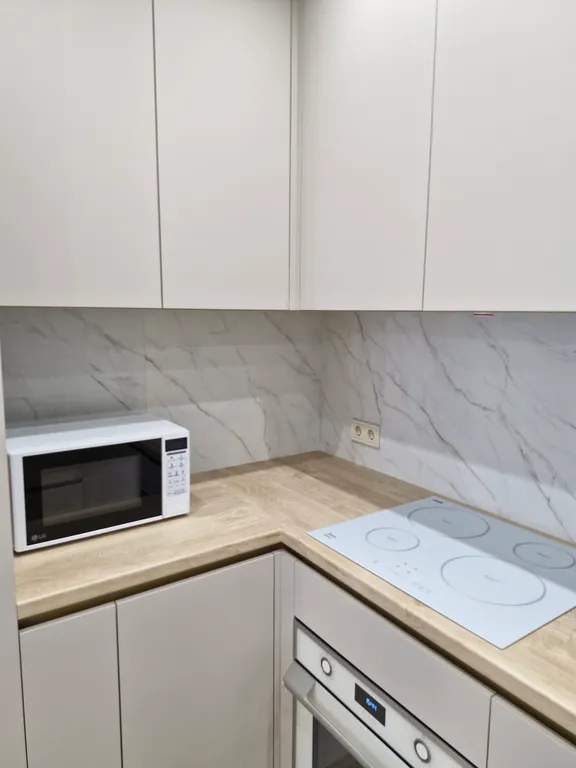 Уютная квартира на 16 этаже с видом на озеро в новом ЖК Upgrade