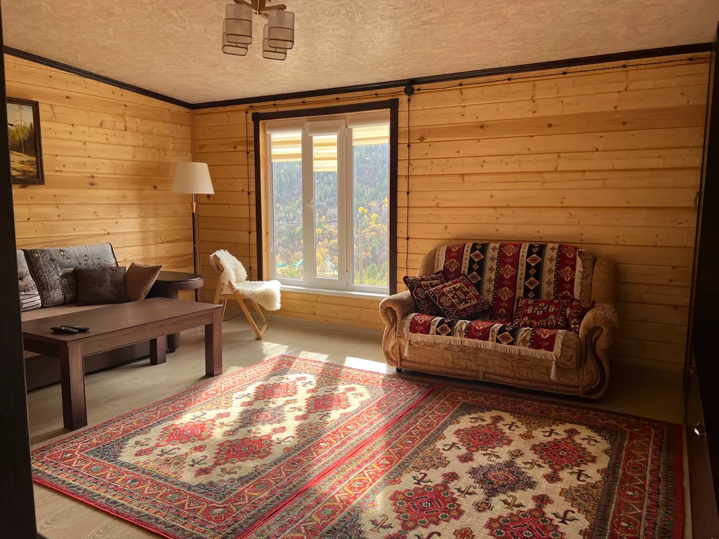 Домик на солнечном холмике Гуниба