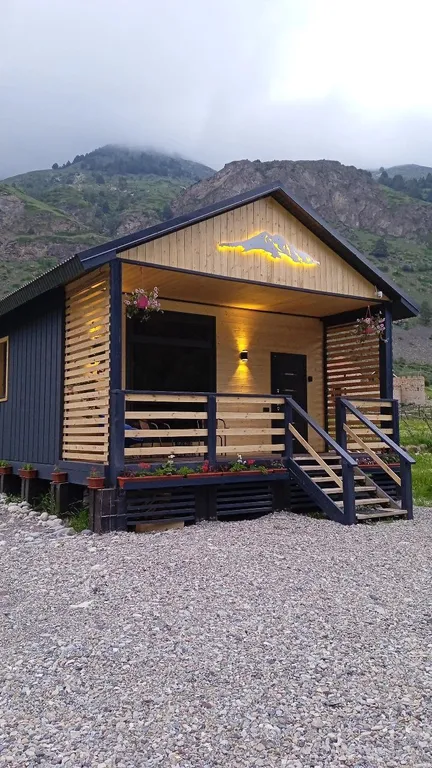 Гостевой дом Sabr с видом на горы