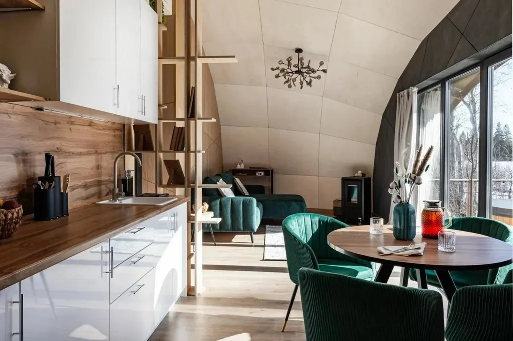 Коттедж Лодж комфорт c купелью — Луга