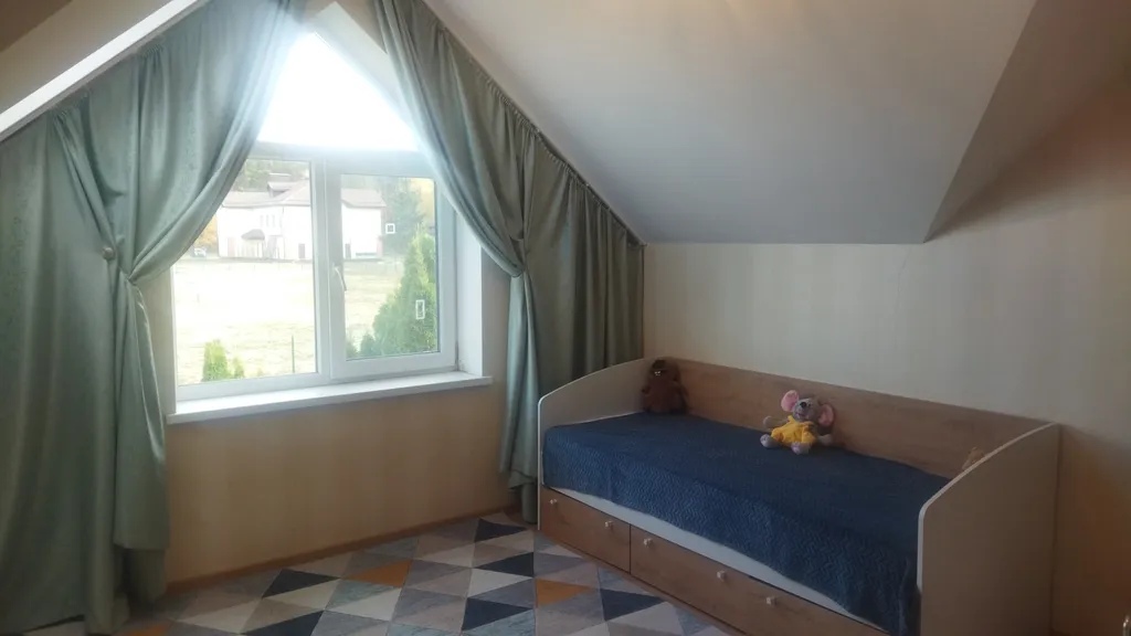 Таунхаус у озера в сосновом лесу