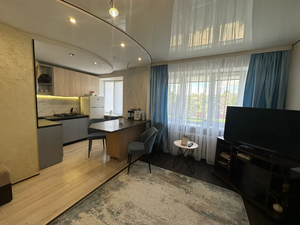 Апартаменты в центре 5 минут до жд вокзала