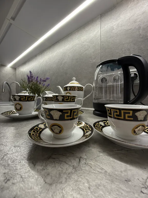 Красивая квартира с панорамным видом на Волгу