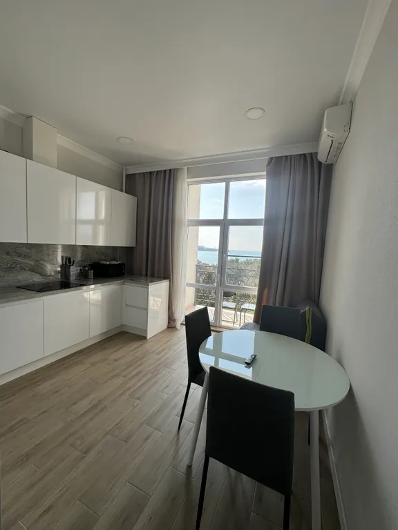 Квартира Апартаменты Волшебный закат в ЖК Изумрудный город — Геленджик