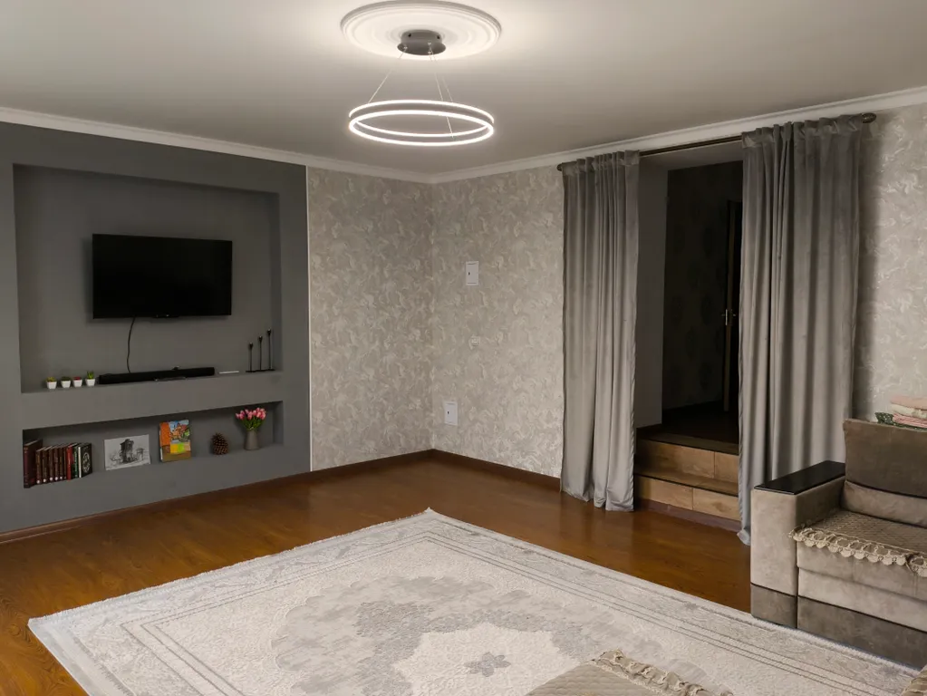 Уютный дом с беседкой и мангальной зоной в тихом и живописном месте