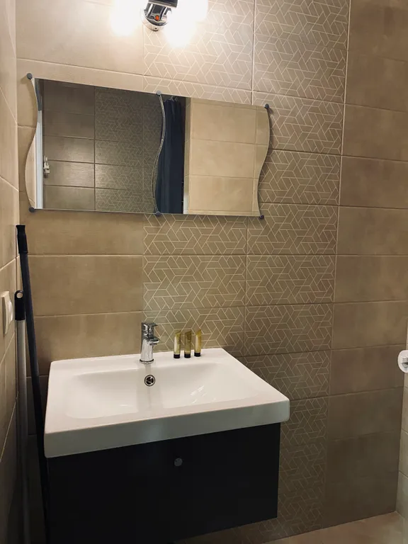 Квартира-студия с новым дизайнерским ремонтов в новом доме