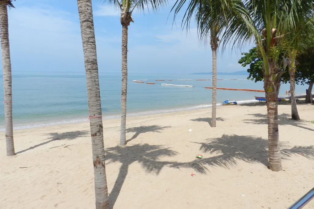 Апартаменты с 1 спальней и гостиной фронтальный вид на море