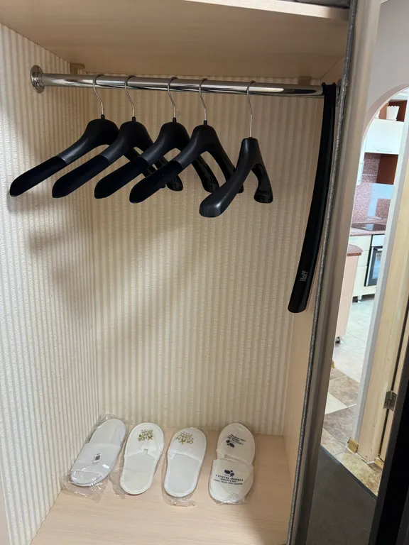 Уютное гнёздышко у леса