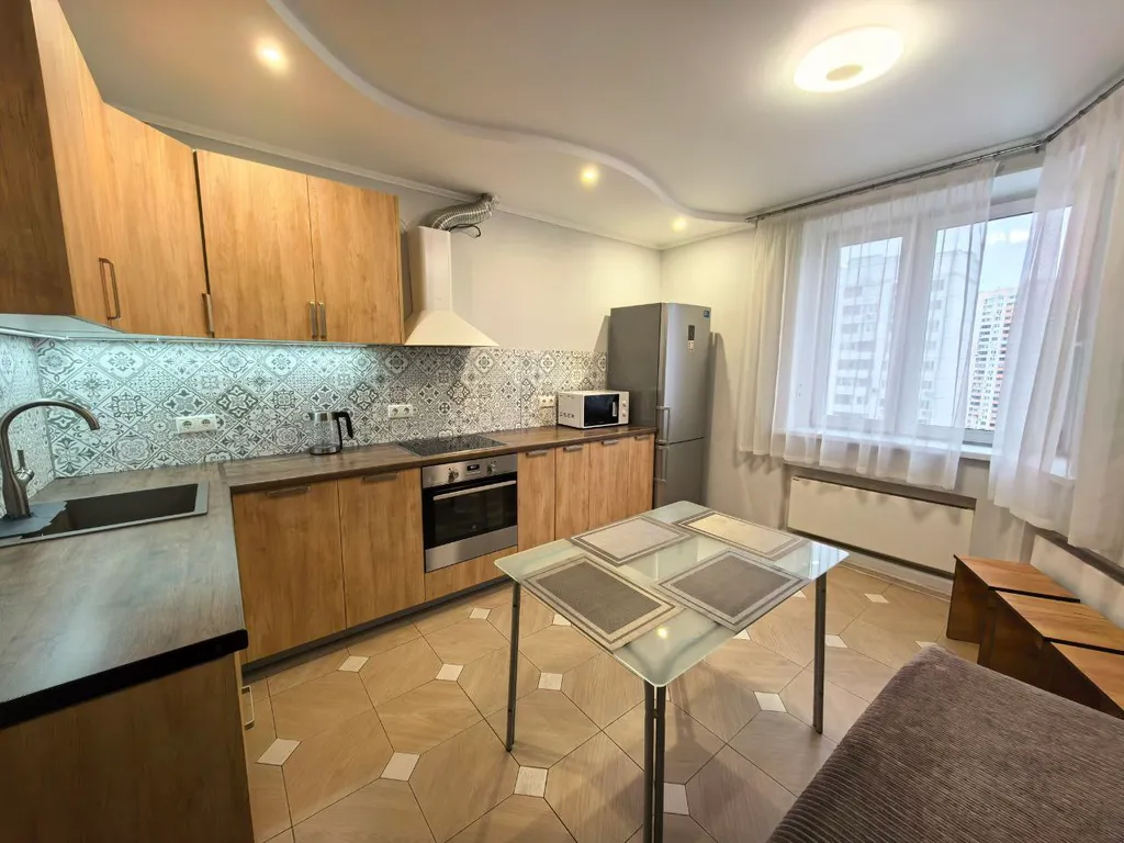 3-комнатная Квартира