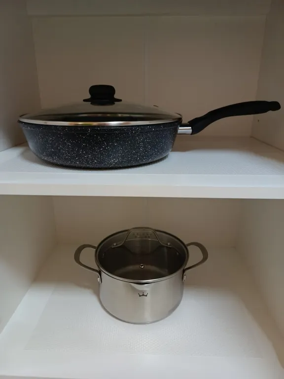 Половина 2х этажного коттеджа с отдельным входом