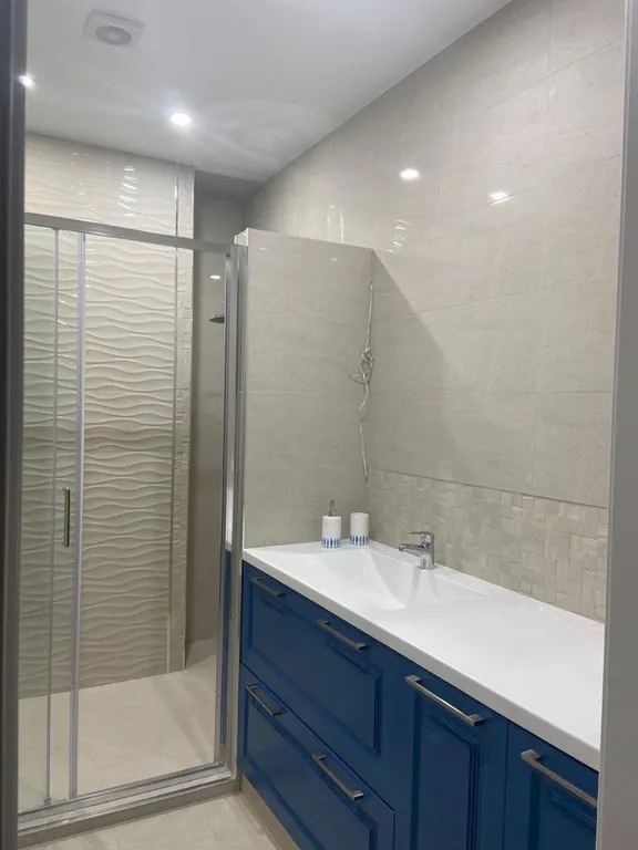 Современная дизайнерская квартира в центре города