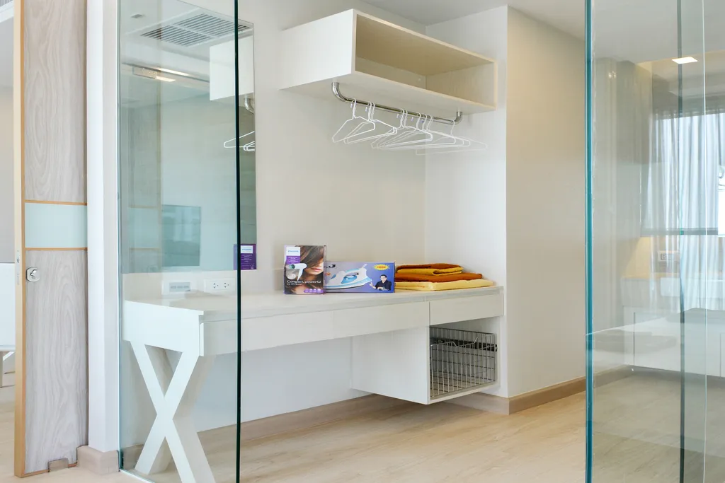 Премиальные двухкомнатные апартаменты с раздвижной стеной