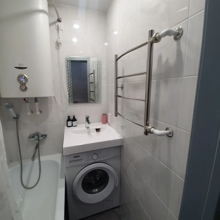 Уютная 2-комнатная квартира с раздельными спальнями в центре города