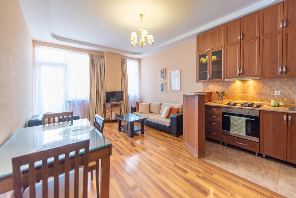 Уютная грузинская квартира рядом с ТЦ