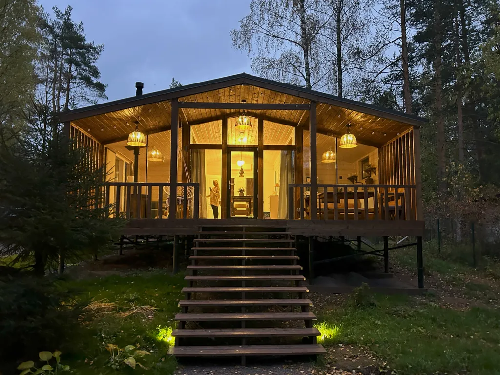 Коттедж Коттедж у озера с камином Сосновый Дом — Орехово