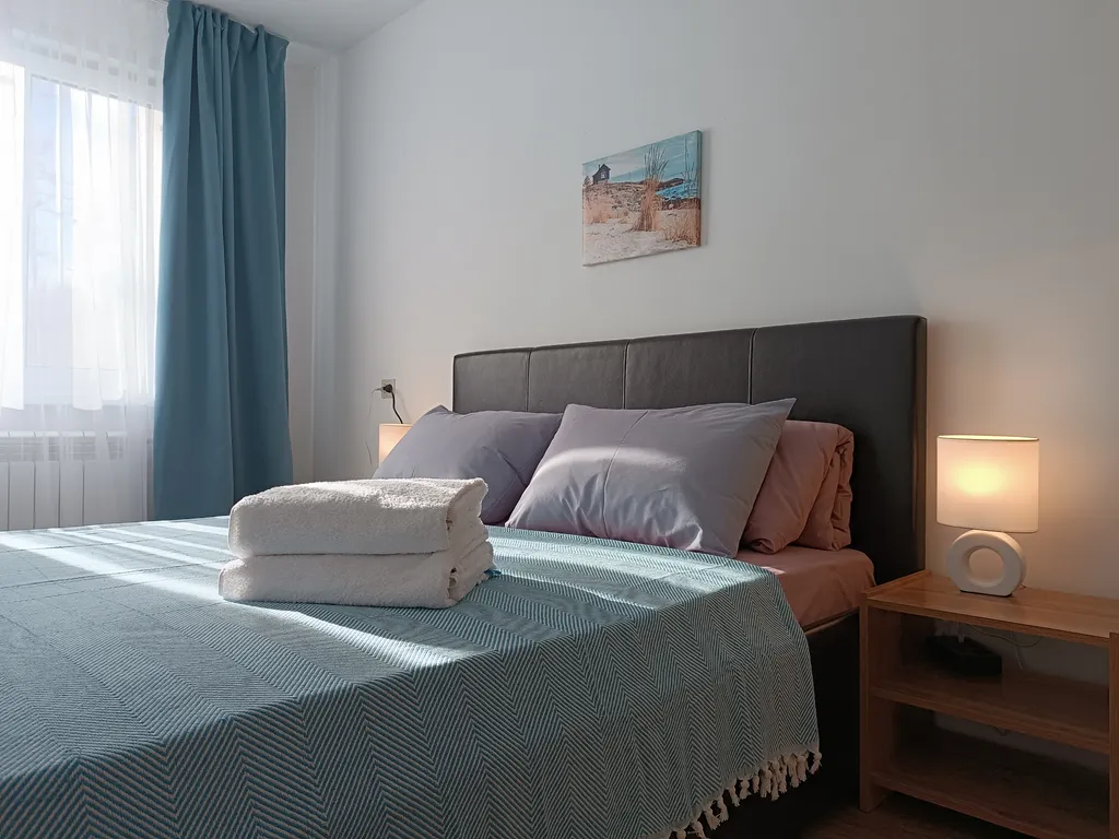 Уютная квартира в 100 метрах от трассы — аренда посуточно в Камышин