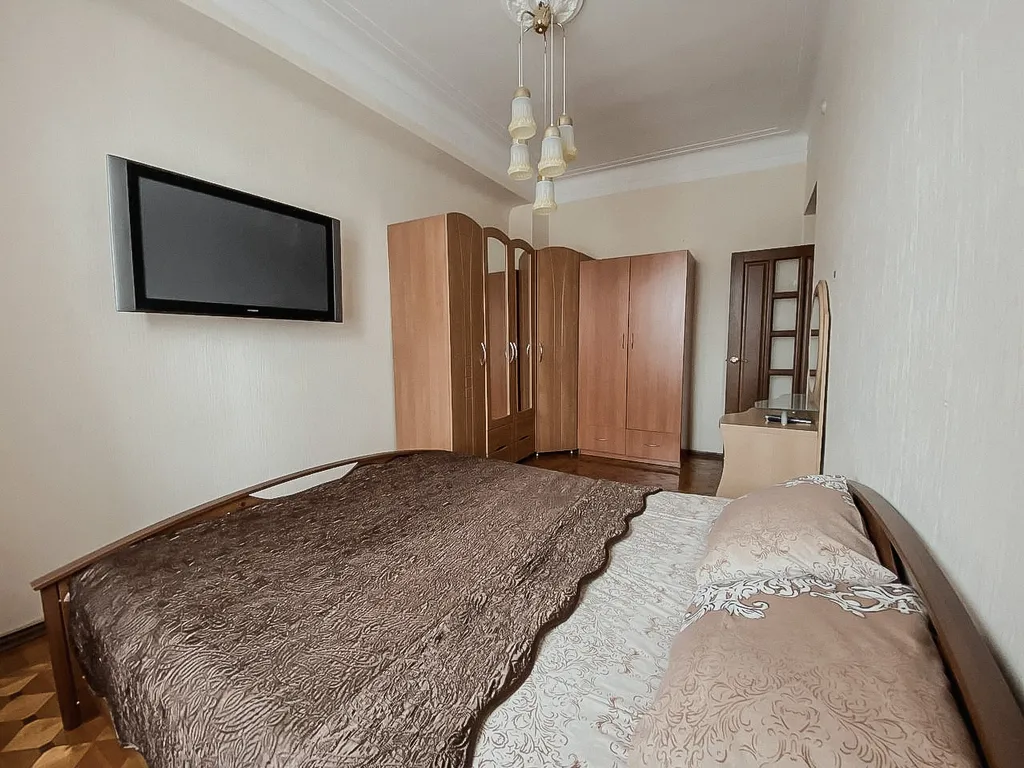 Уютная квартира в самом центре с видом на Астраханский Кремль