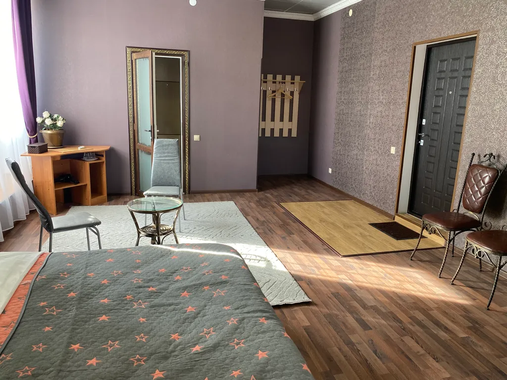 Гостиница с садом и баней