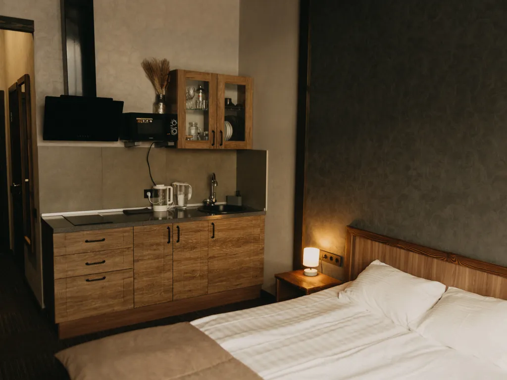 С потрясающим видом с 8 этажа, наслаждайся видом не вставая с кровати