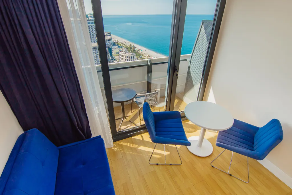 Апартаменты с видом на море на первой линии