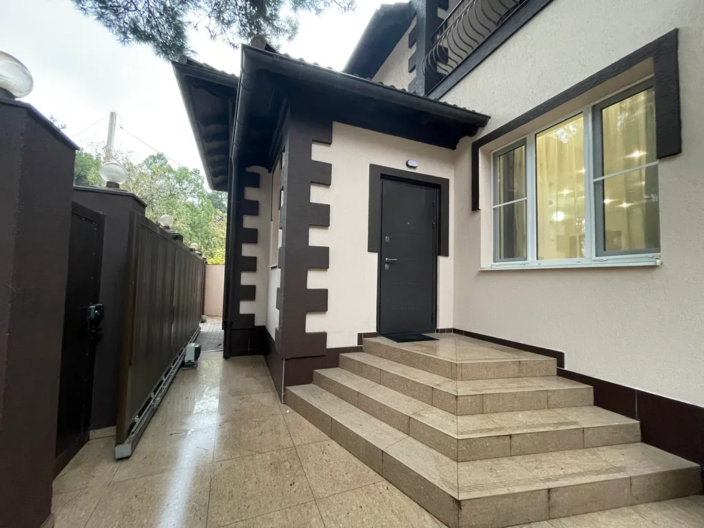 3-комнатная Квартира — аренда посуточно в Геленджик