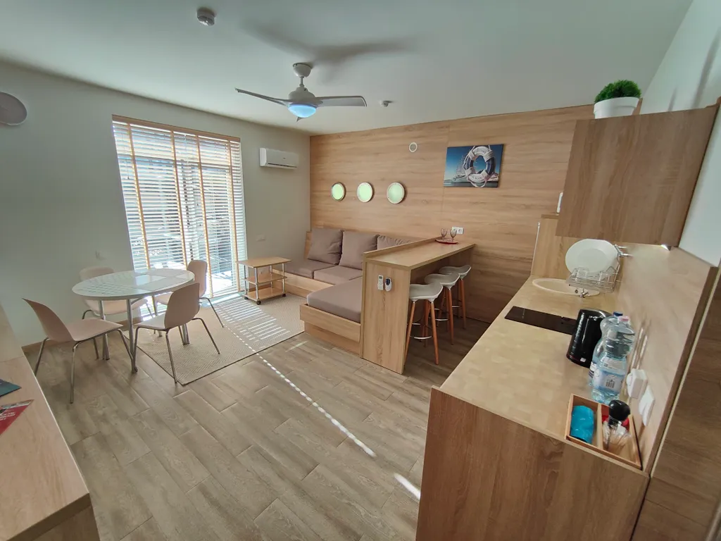 Апартаменты Welcome on Board 1