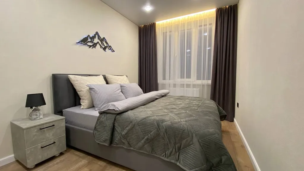 Квартира в спальном районе, 5 минут езды до центра