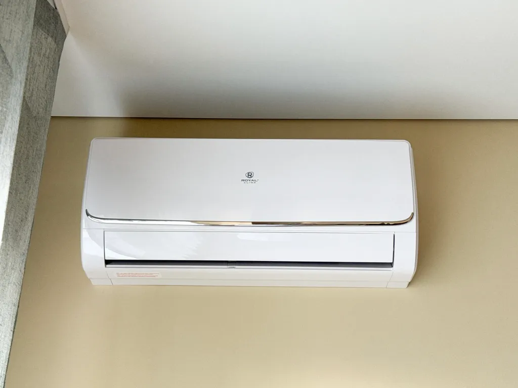 Студия в центре с балконом и стильным дизайном