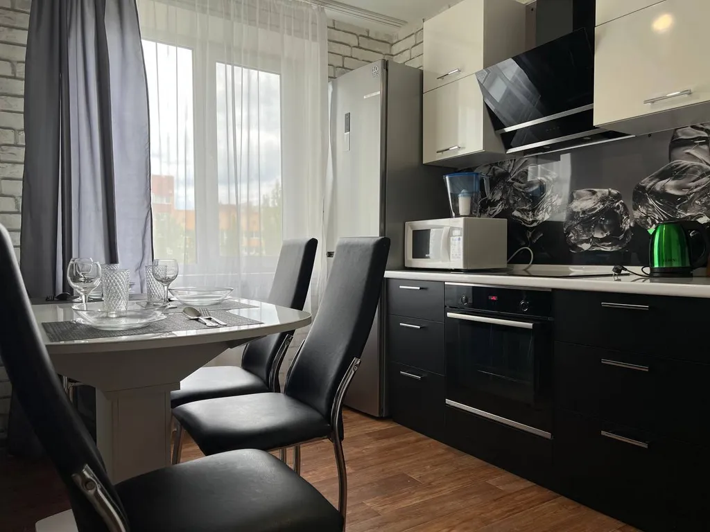 Трёхкомнатные апартаменты в центре Автозаводского района