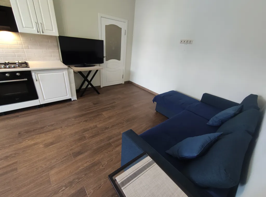 Квартира Квартира-евродвушка в центре с отдельной кухней и с видом на море и горы — Геленджик