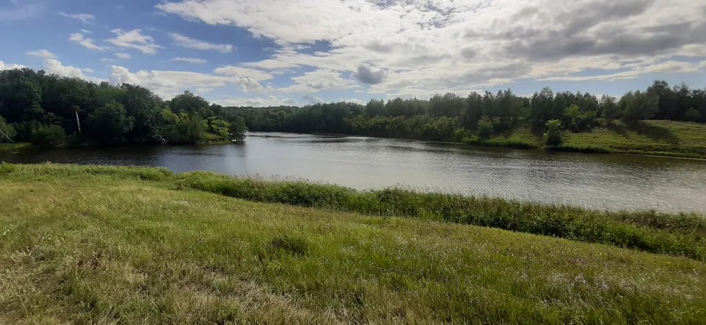 Семейный срубовой таунхаус возле леса с озёрами